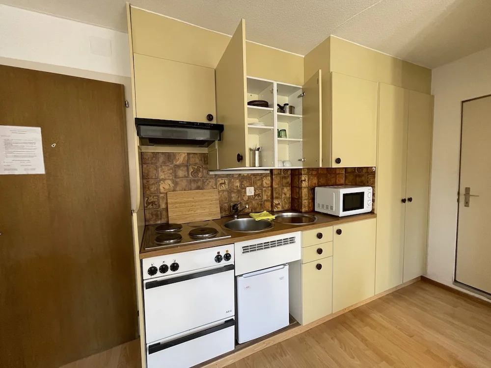 central beauty scenery apartment