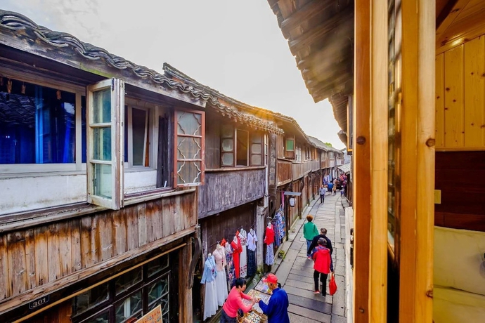 Dongzha Renjia Inn