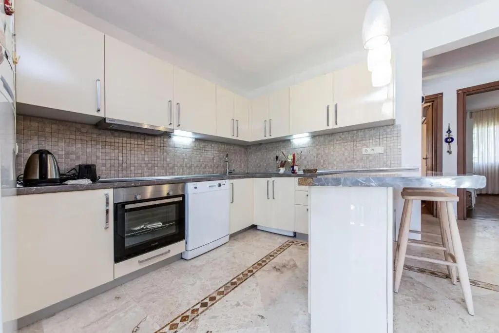 Luxury Villa With Shared Pool in Bodrum Ortakent