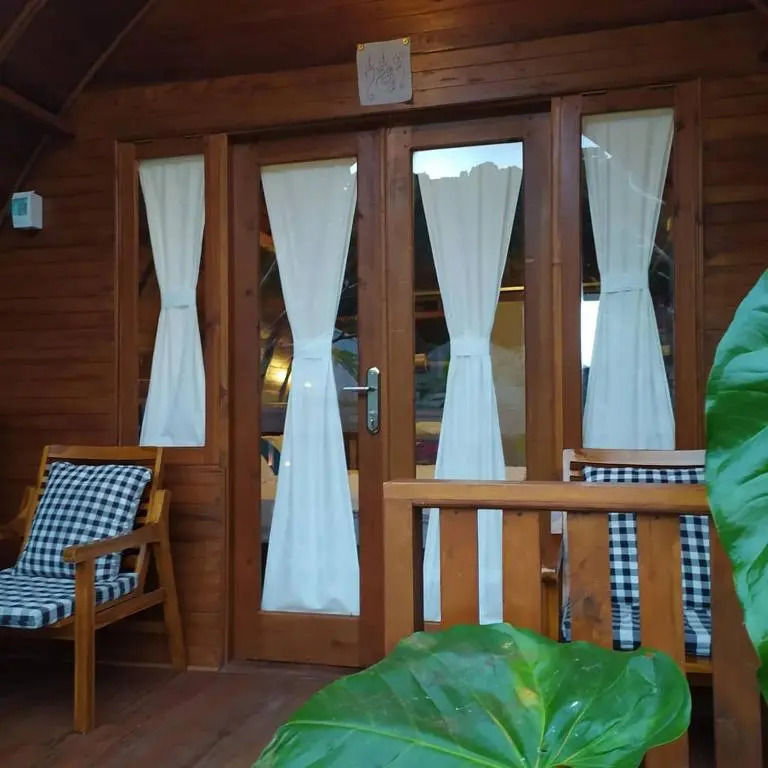 Umah lumbung bedugul