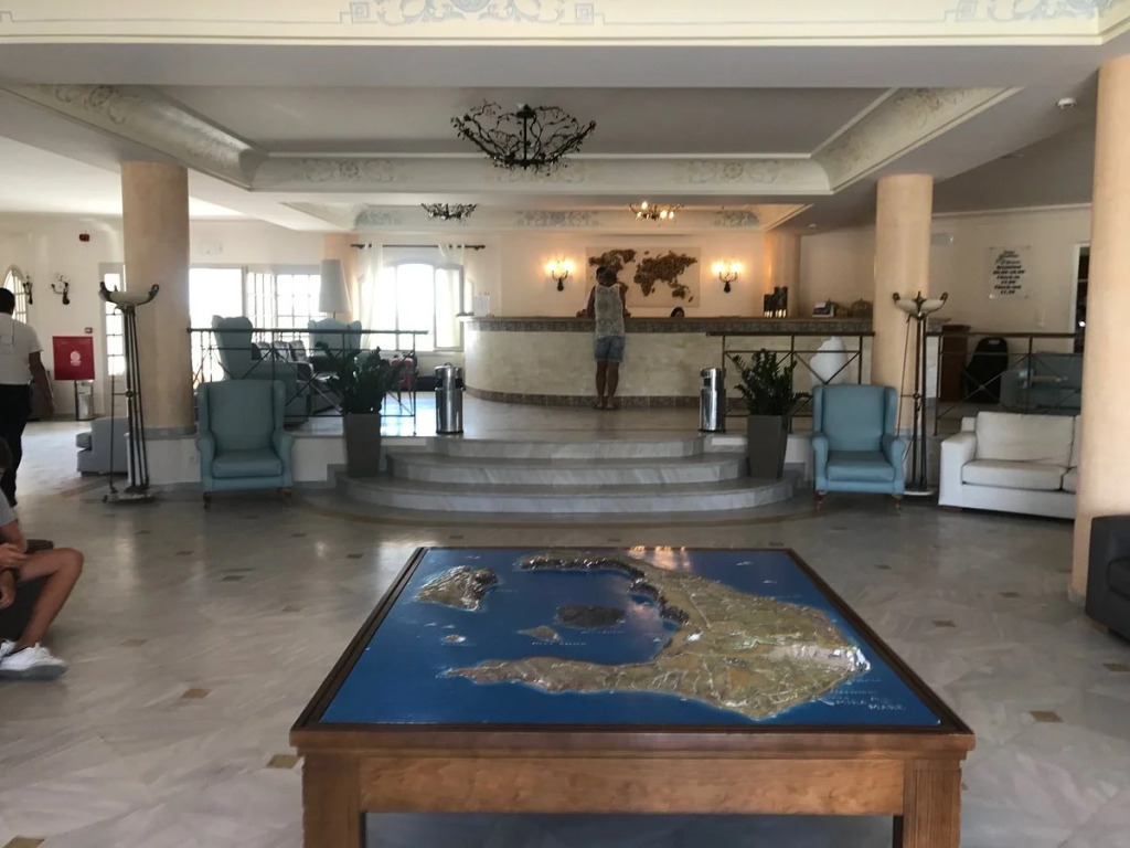 Santo Miramare Beach Resort