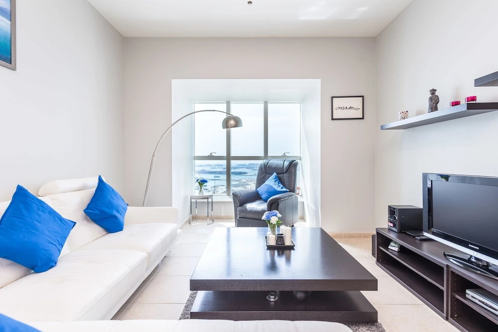 Deluxe Holiday Homes - Elite Residence