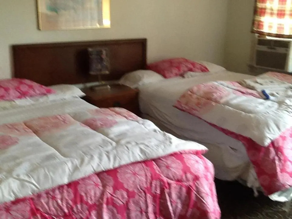 Rosenberg Motel