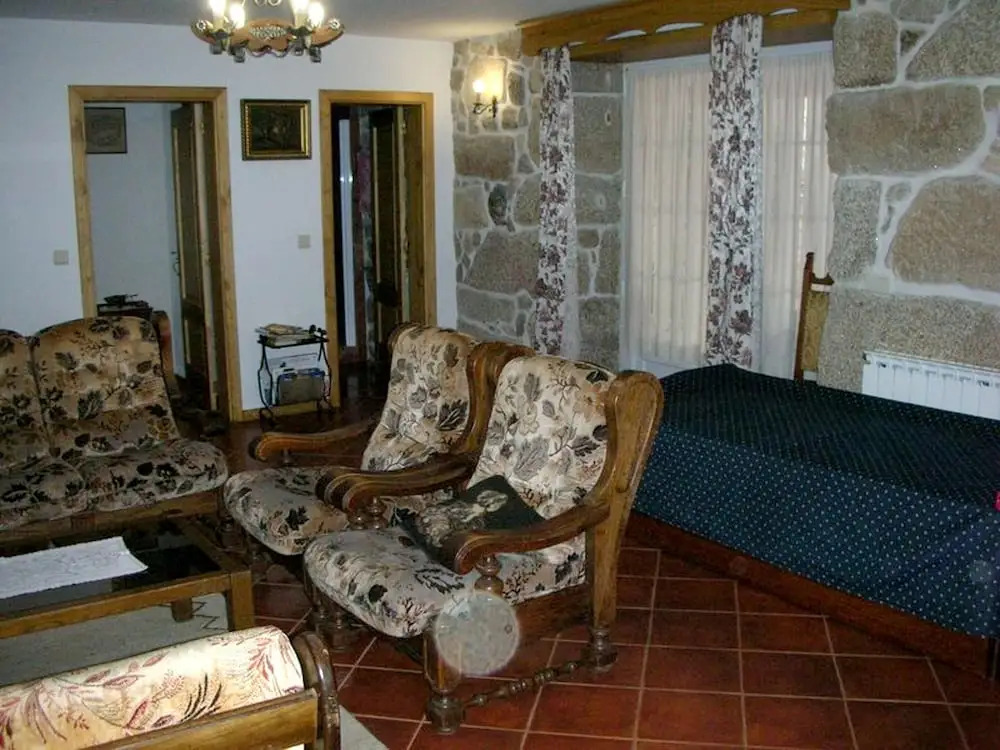 Villa With 2 Bedrooms in Pedraça, With Wonderful Mountain View, Shared Pool, Enclosed Garden