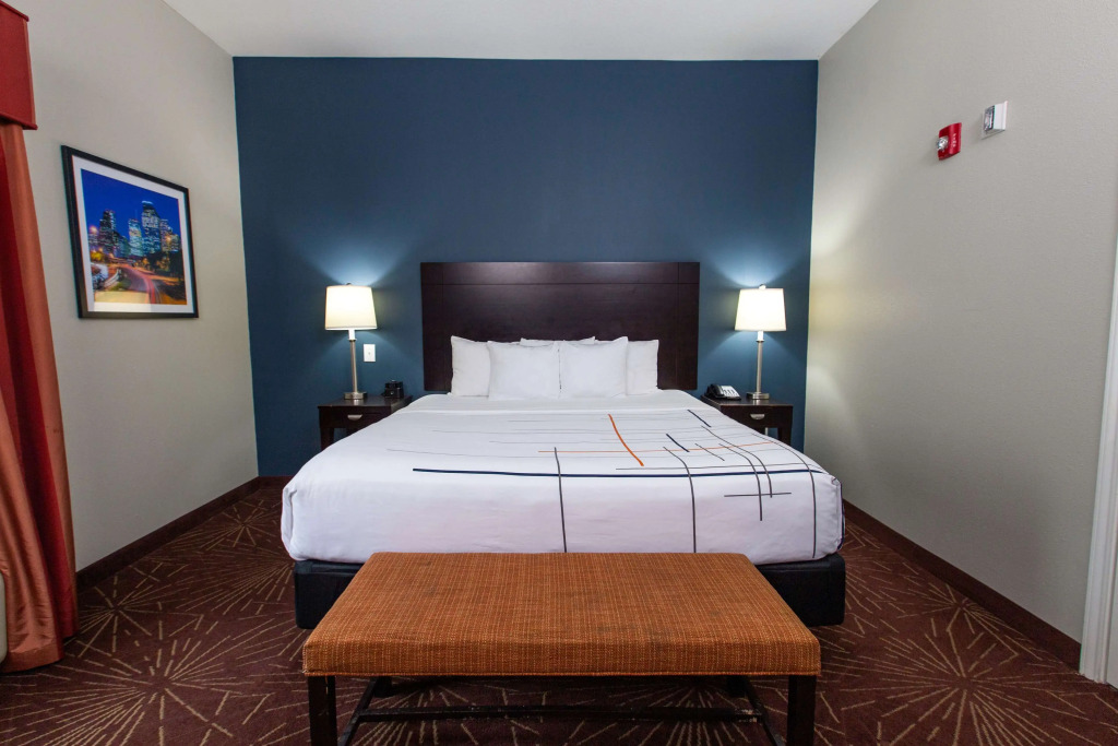 La Quinta by Wyndham Houston East at Normandy