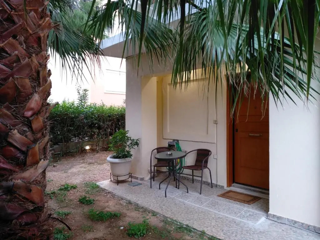 Amazing Apartment Pallini - Near Airport & Metro