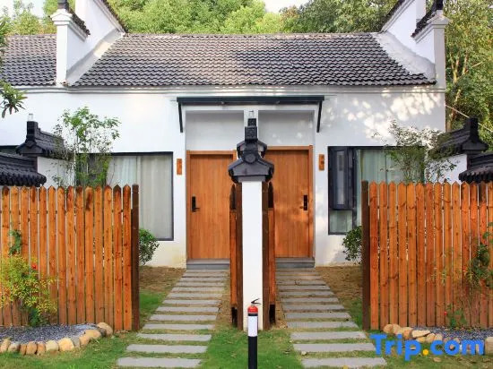 Weiduo Bieyuan Hostel