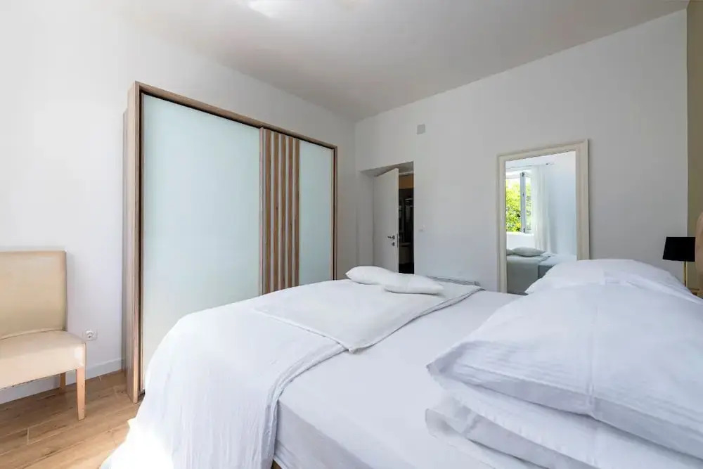 Chill Out - Old Town & Seaview Apartments