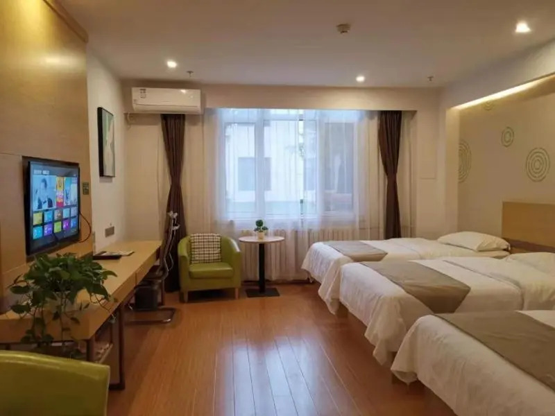 GreenTree Inn Chengde Fengning Manchu Autonomous County Ningfeng Road Express Hotel