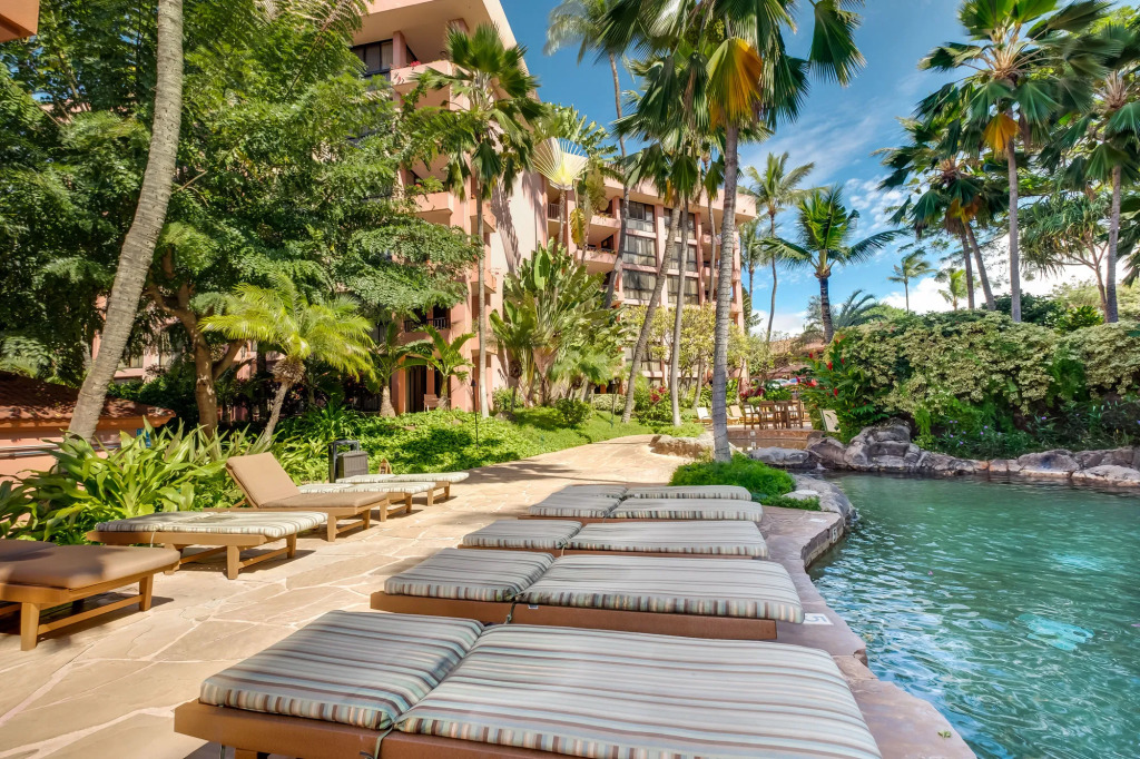 Kahana Falls Resort