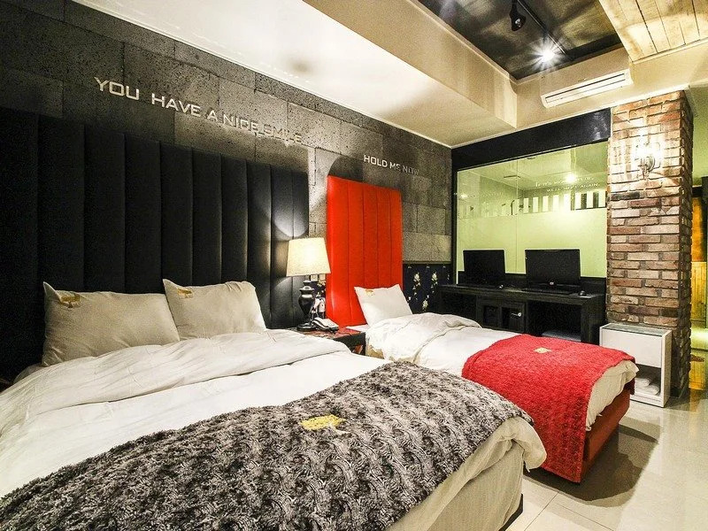 2X Hotel(투엑스 호텔)