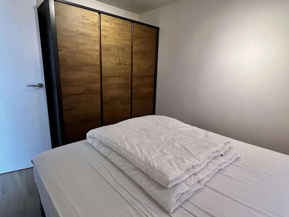 Comfortable and Modern Furnished Holiday Home, Sleeps 6, Wifi on Quiet Holiday Park Close to Beach, Woods and Dunes