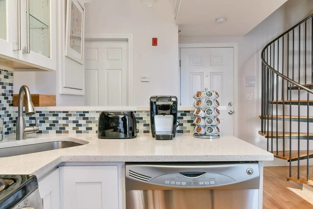 Beautiful 2br/2ba in South End by Domio
