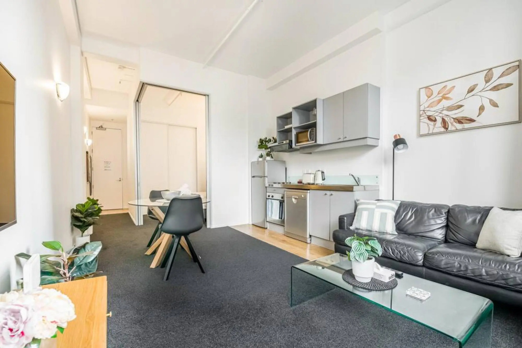Open-plan living in the heart of CBD Zodiak Stays