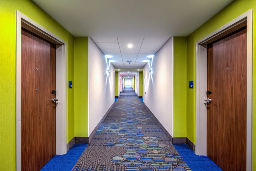 Holiday Inn Express & Suites Reedsville - State Coll Area by IHG