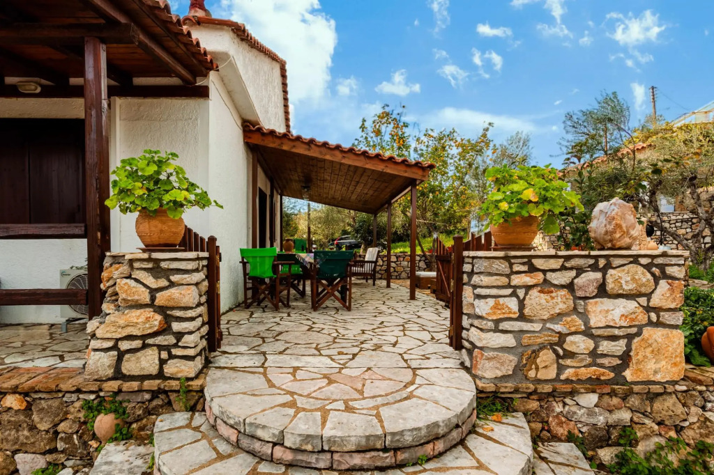 The Fairytale House Seaside Retreat