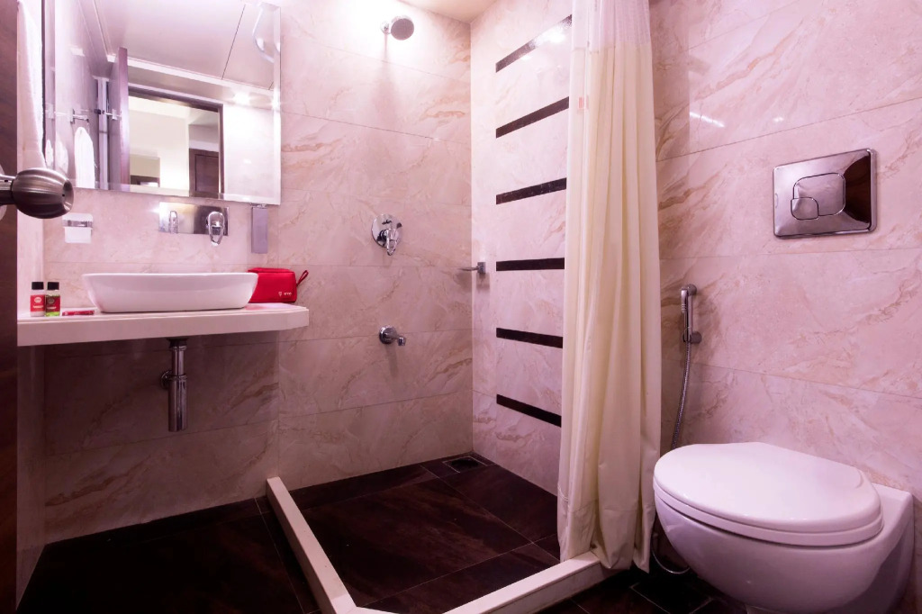 OYO 1033 Hotel Better Home International