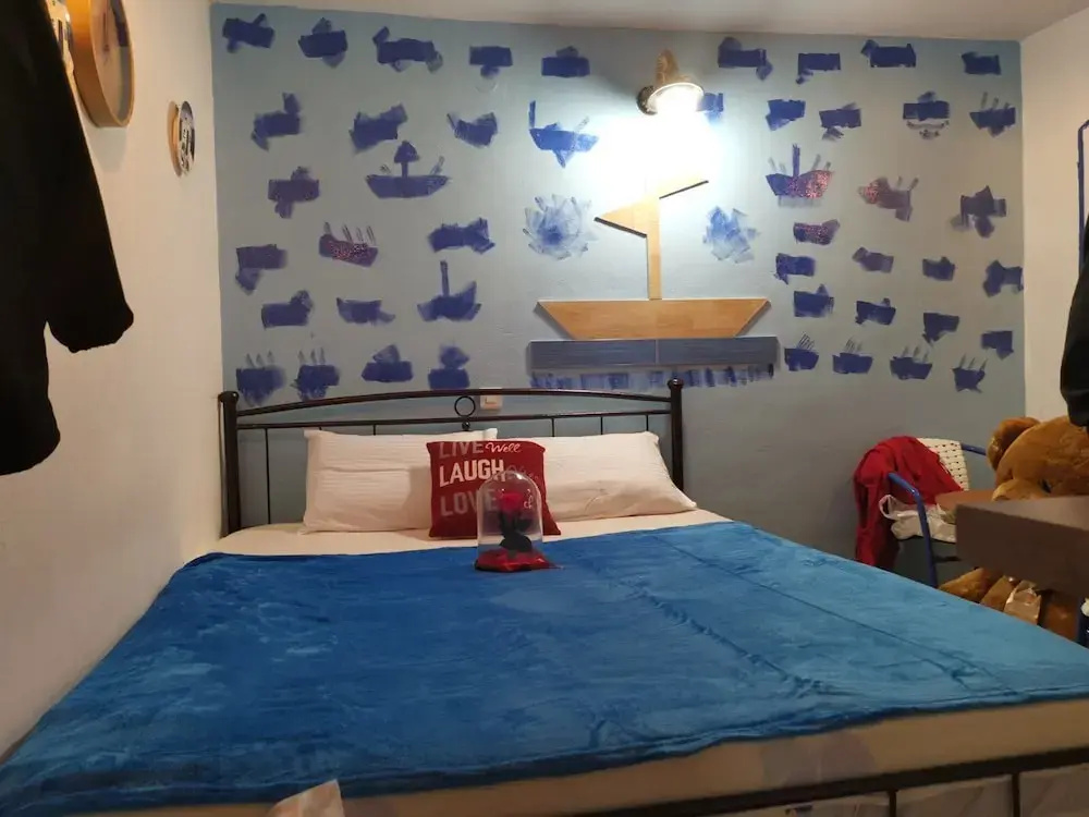 4 Seasons Island Suites Athens Airport