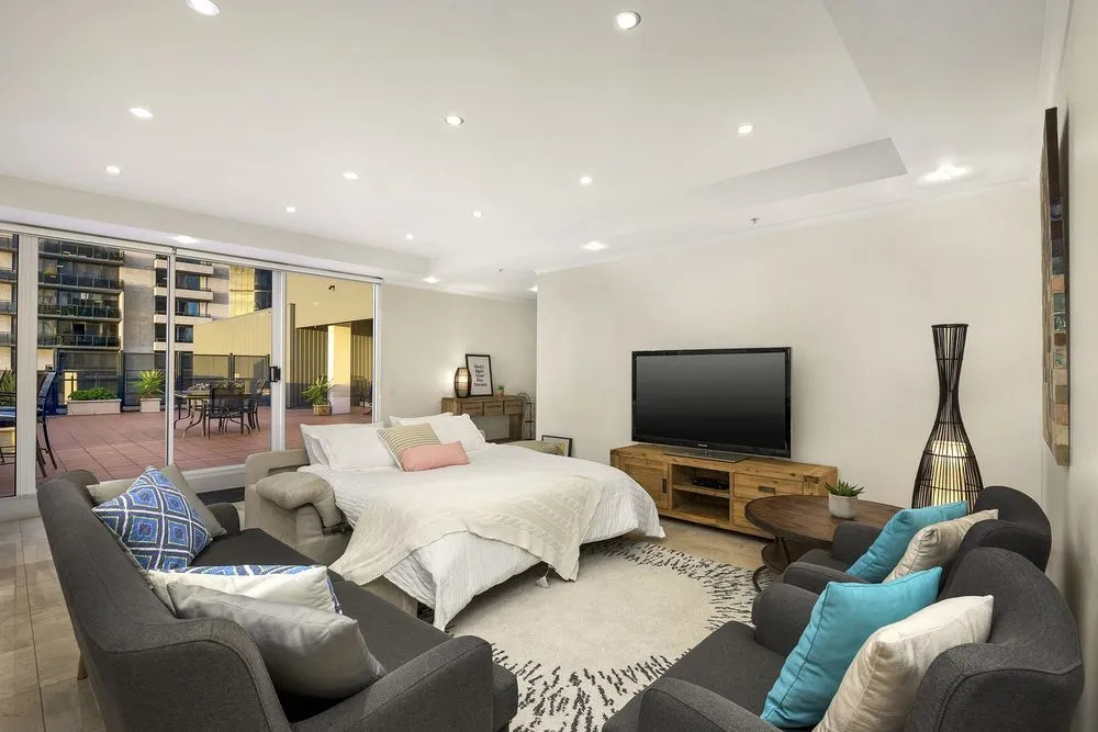 3 Bedroom Inner City Penthouse