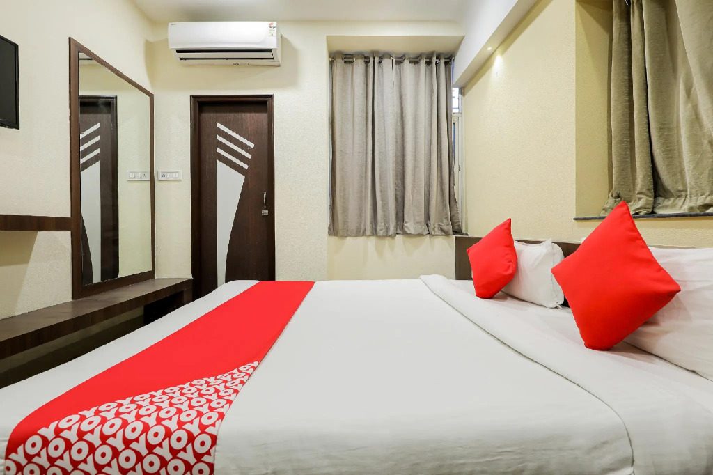 OYO 70099 Hotel Relax