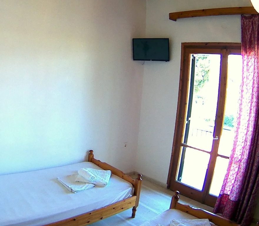 Pyla Rooms