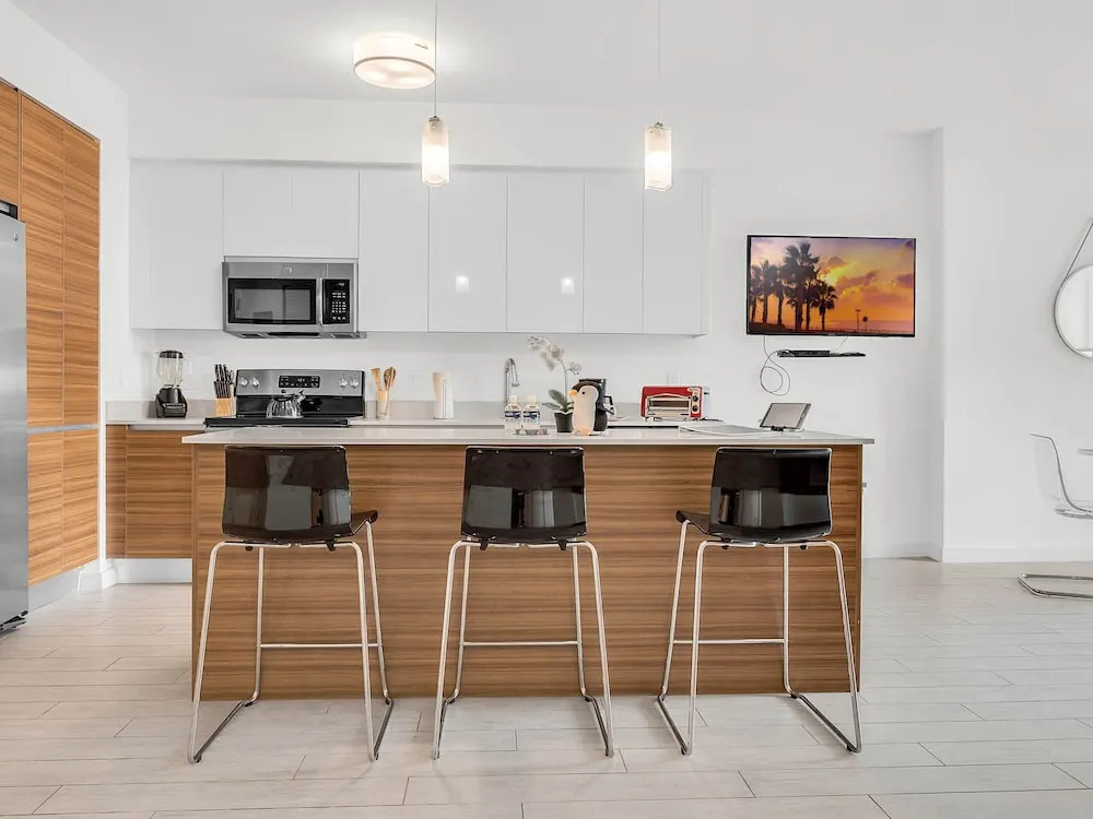 Wynwood Design District Apartments by NUOVO