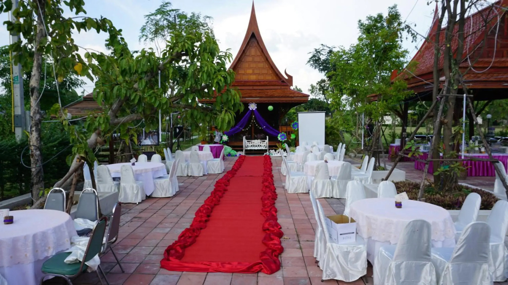 RedDoorz Sripiamsuk Resort Bangkok