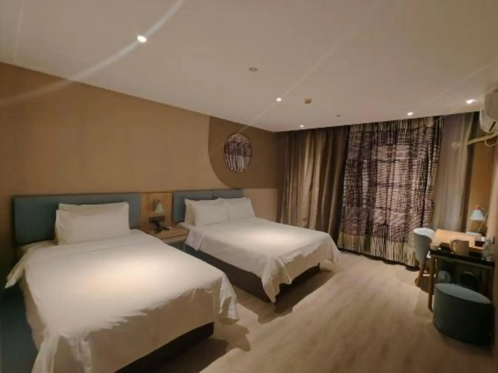Homeinn · neo (Yantai Airport Road Ludong University)