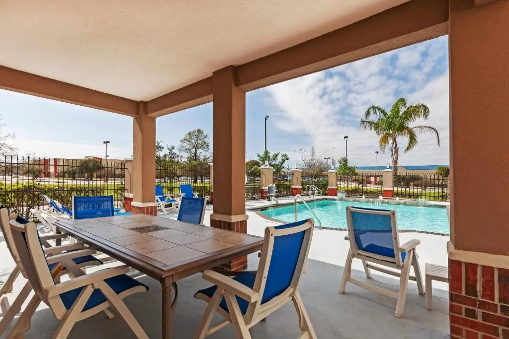 Holiday Inn Express & Suites Houston East by IHG