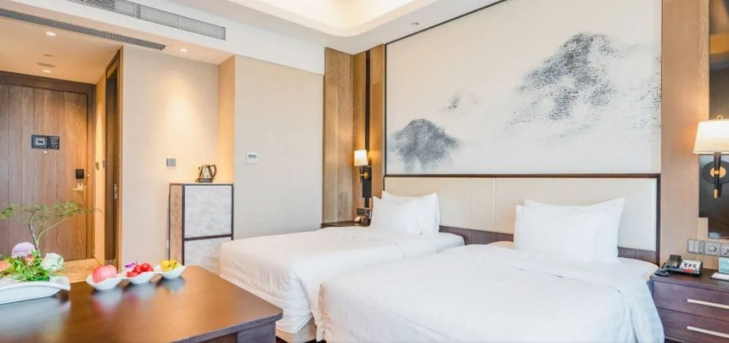Maison New Century Hotel