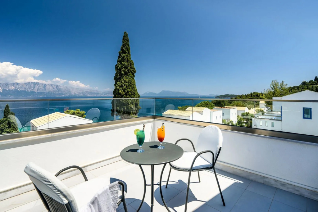Porto Galini Seaside Resort & Spa