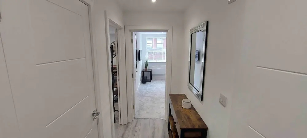 Modern 1 Bedroom Apartment Town Centre Camberley
