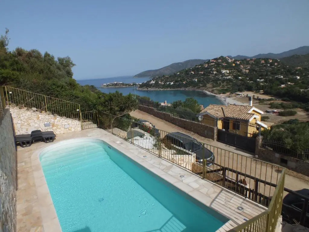Villa Giglio private pool wifi parking and stunning view
