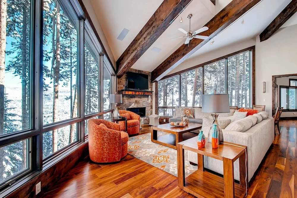 Grand Vista Lodge