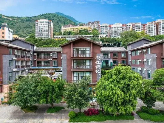 Nujiang Memory Riverview Hotel