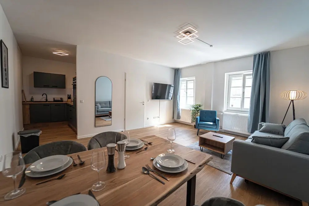 LUXOMES - Vilshofen Altstadt Apartments