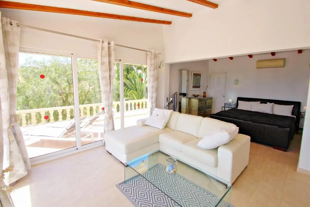 Michelle - sea view villa with private pool in Benissa