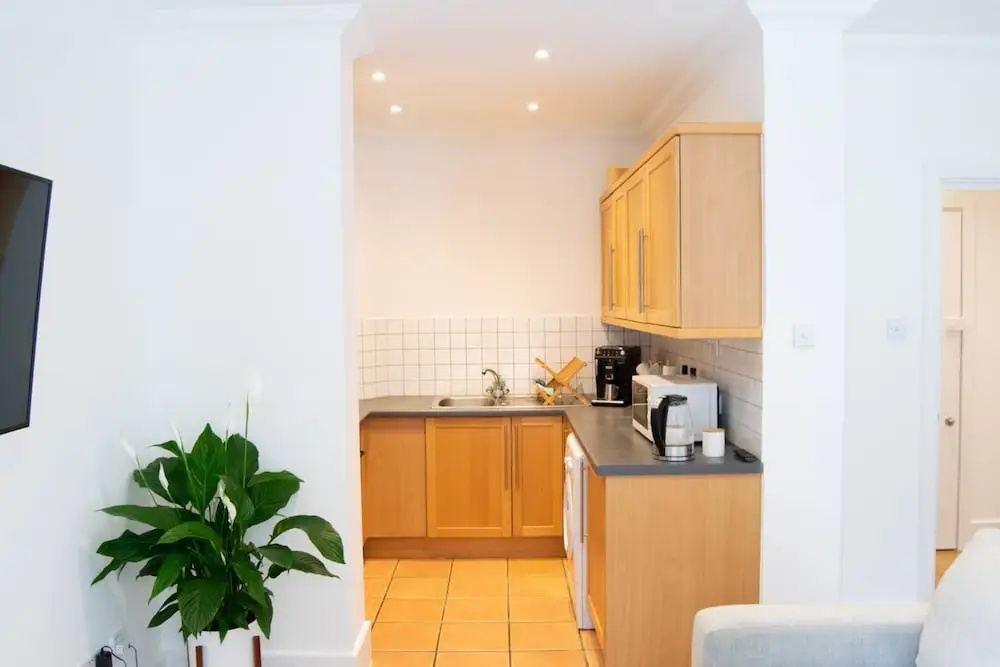 Central and Spacious City of London Apartment
