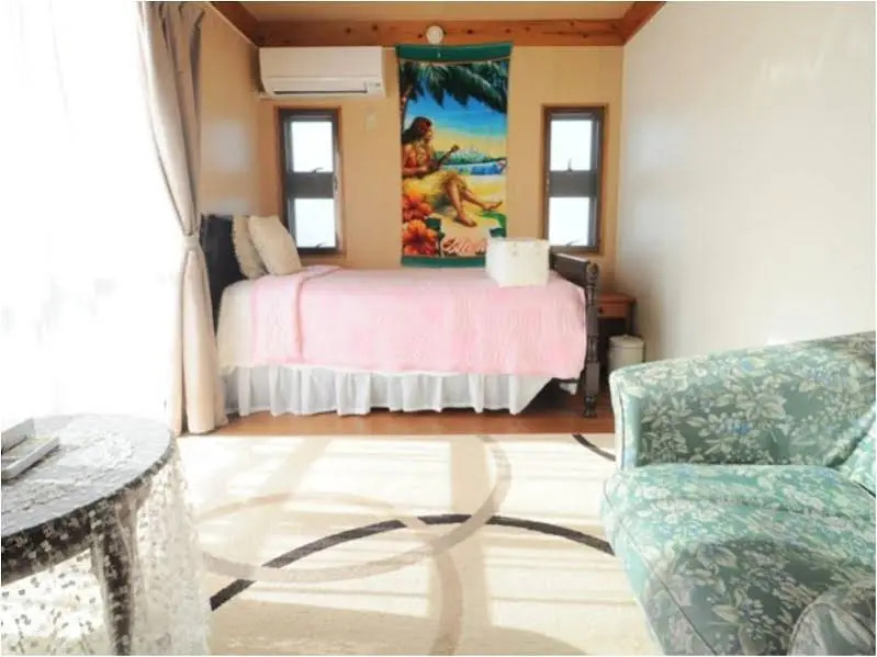 Condominium Hillside Sands