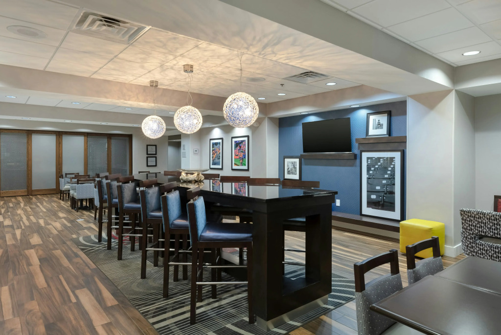 Hampton Inn Emerson - Lakepoint, Ga