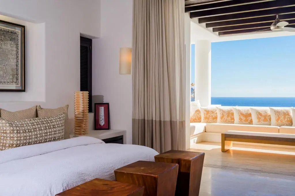 Casa Yvonne Modern Amenities Near Exclusive Golf Course Sleeps 16