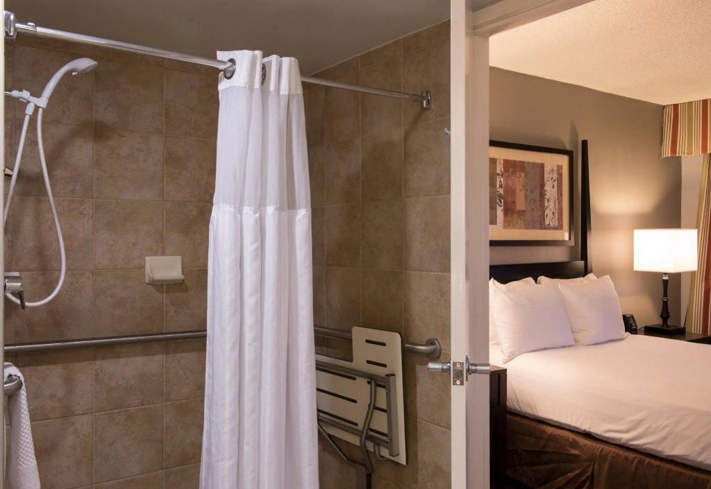 Hilton Suites Brentwood