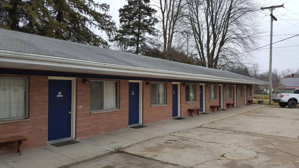 Town Inn Motel