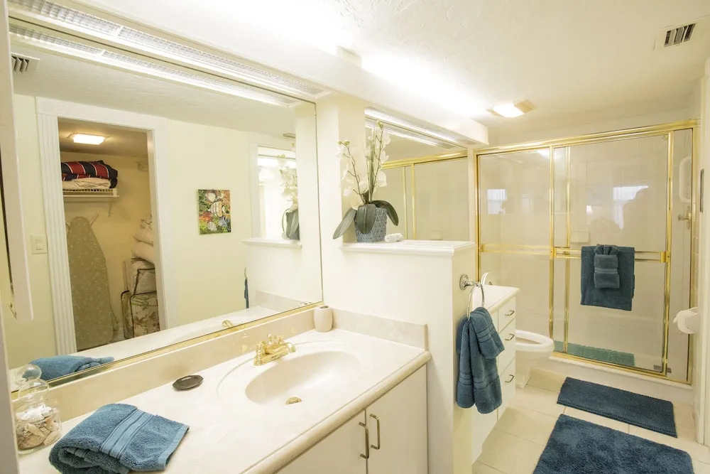 Gulf and Bay Club- C611 3 Bedrooms 2 Bathrooms Condo