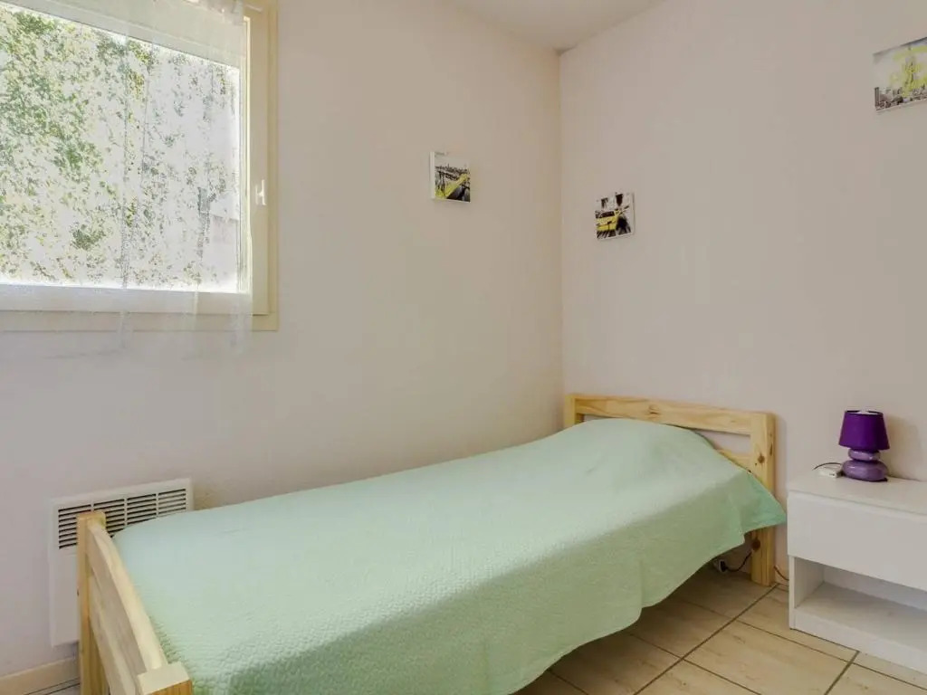 Appartement Esquièze-Sère, 3 pièces, 5 personnes - FR-1-402-37