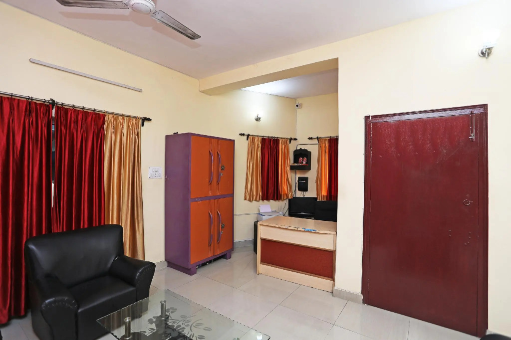 OYO Flagship 13524 Swapan Guest House