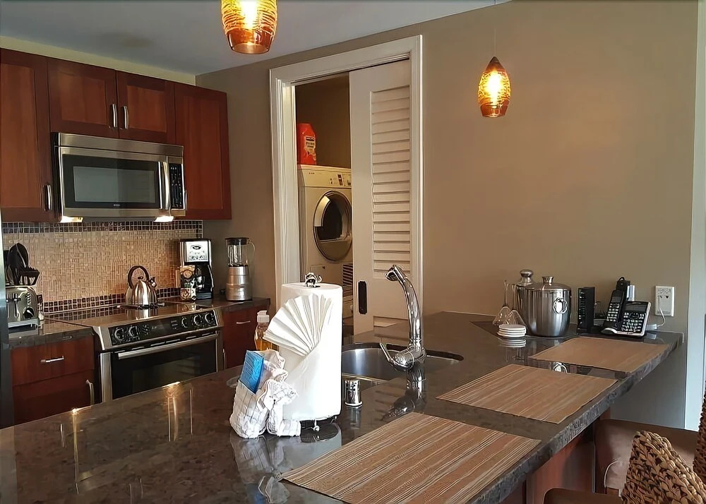 Maui Westside Properties - Ground Floor 1 Bedroom Condo