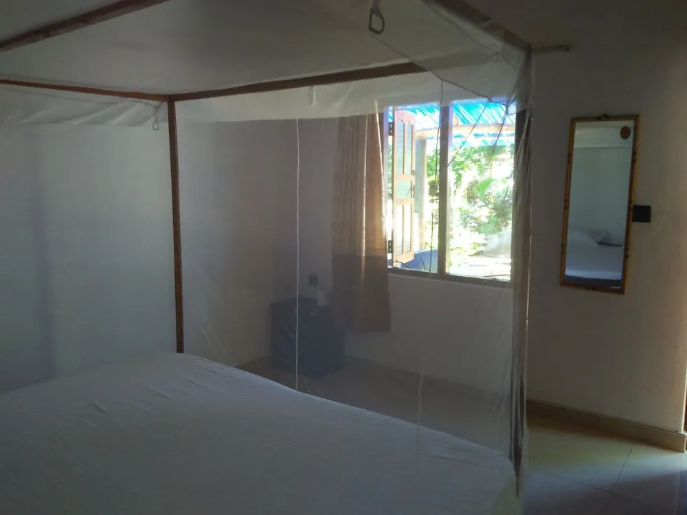 Lagoon Hostel