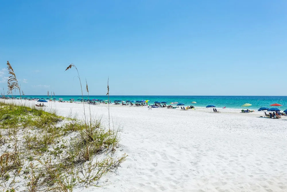 Destin Breeze by Southern Vacation Rentals