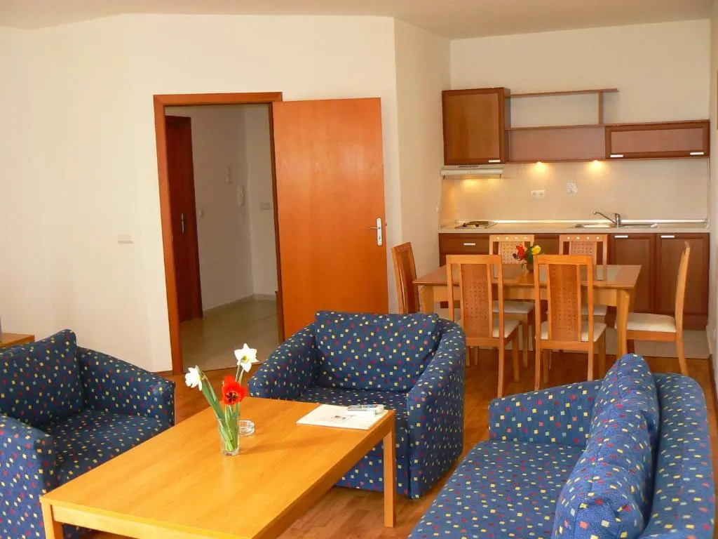 Joya Park Apartments
